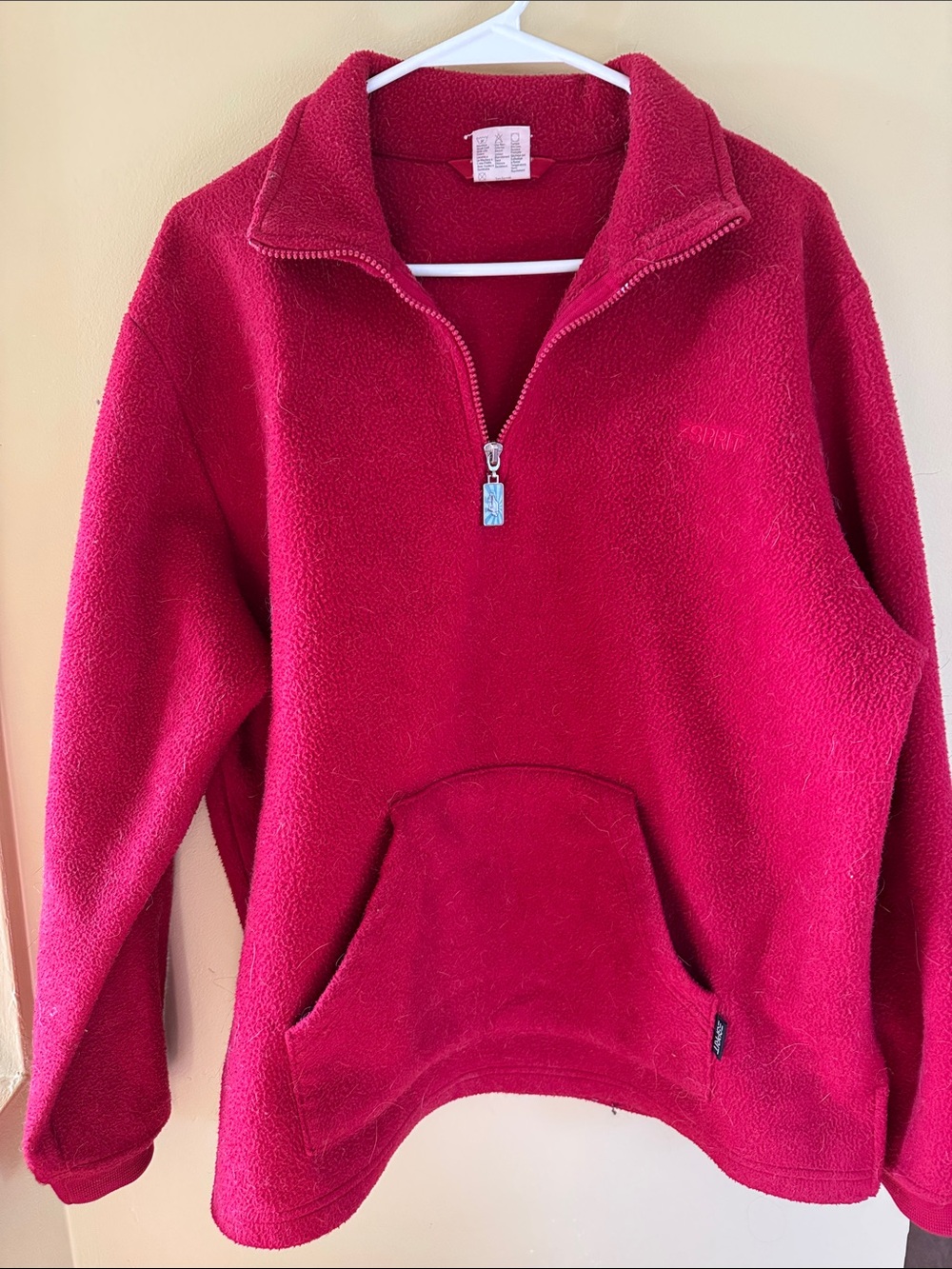 Quarter-Zip Fleece Pullover in Deep Red